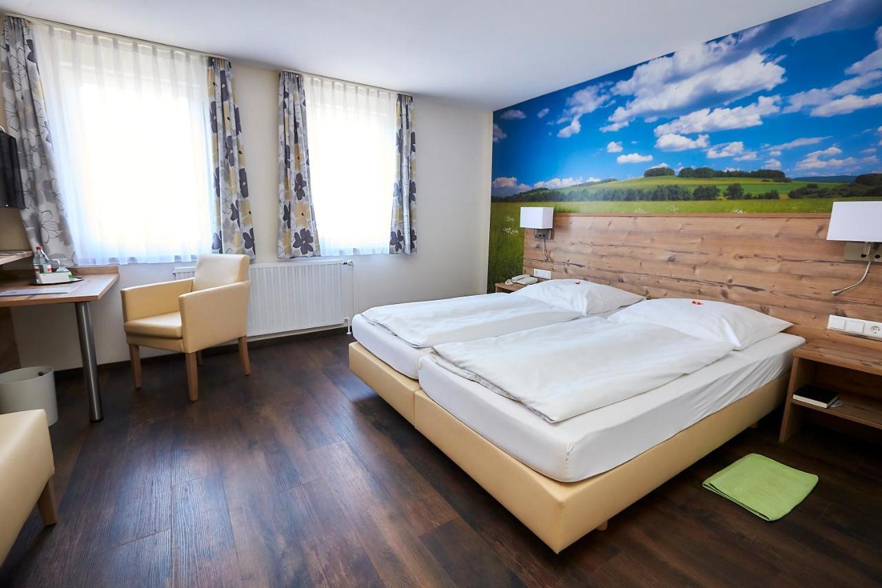 Hotel Roessle 特罗赫特尔芬根 外观 照片